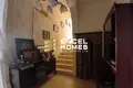 Townhouse 5 bedrooms  Saint Lawrence, Malta