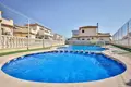 Szeregowiec 3 pokoi 65 m² Torrevieja, Hiszpania