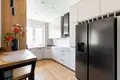 Коммерческое помещение 3 комнаты 75 м² в Варшаве, Польша