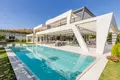 6-Schlafzimmer-Villa 905 m² Benahavis, Spanien