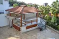 Villa de 4 dormitorios 300 m² Alanya, Turquía