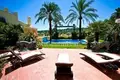 Villa 8 bedrooms 4 000 m² Marbella, Spain