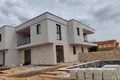 4-Schlafzimmer-Villa 230 m² Karlobag, Kroatien