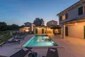 Villa de tres dormitorios 160 m² Grad Pula, Croacia