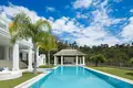 villa de 5 chambres 1 372 m² Benahavis, Espagne