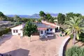 5-Schlafzimmer-Villa 385 m² lAlfas del Pi, Spanien