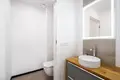 Commercial property 3 rooms 103 m² in Warsaw, Poland