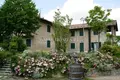 Haus 4 m² Asti, Italien