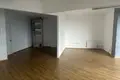 Pomieszczenie biurowe 2 pokoi 135 m² w Tbilisi, Gruzja