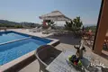 Hotel 1 100 m² in Bar, Montenegro