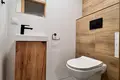 Propiedad comercial 2 habitaciones 51 m² en Varsovia, Polonia