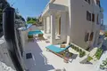 Villa 8 bedrooms 379 m² Okrug Gornji, Croatia