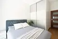 Commercial property 3 rooms 59 m² in Warsaw, Poland