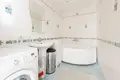 Dom 5 pokojów 250 m² Ikskile, Łotwa