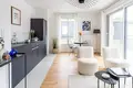 Mieszkanie 4 pokoi 82 m², Francja