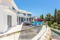 7-Schlafzimmer-Villa 1 000 m² Marbella, Spanien