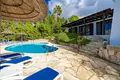 5 bedroom villa 260 m² Kamares, Cyprus