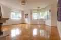 Haus 300 m² in Warschau, Polen