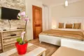 7-Schlafzimmer-Villa 364 m² Krasici, Montenegro
