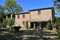 Villa de 4 dormitorios 737 m² Arezzo, Italia