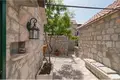 8 room house 322 m² Omis, Croatia