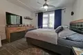 4-Schlafzimmer-Villa 190 m² lAlfas del Pi, Spanien