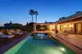 4 bedroom house 241 m² San Pedro Alcantara, Spain