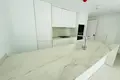 Mieszkanie 2 pokoi 74 m² Fuengirola, Hiszpania