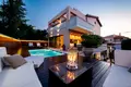 4 bedroom Villa 266 m² Saint Spyridon, Greece