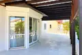 Villa Fully furnished 5-bedroom villa 200 m² 150 meters from the beach.