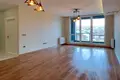 2 bedroom apartment 110 m² Beylikduezue, Turkey