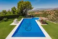 5 bedroom villa 1 000 m² Marbella, Spain