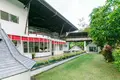 Villa 9 habitaciones 1 800 m² Chalong, Tailandia