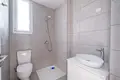 Mieszkanie 3 pokoi 107 m² Strovolos, Cypr
