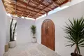 Villa mit 2 Schlafzimmern 162 m² Tibubeneng, Indonesien