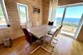 2 bedroom apartment 105 m² Petrovac, Montenegro