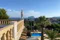 4-Schlafzimmer-Villa 450 m² Teulada, Spanien