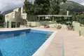 Casa 3 habitaciones 370 m² Sutomore, Montenegro