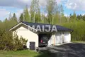 Dom 7 pokojów 240 m² Vaajakoski, Finlandia
