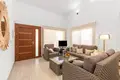 Villa de 4 dormitorios 168 m² Orihuela, Španjolska
