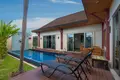 Villa mit 2 Schlafzimmern 90 m² Rawai, Thailand