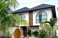 Villa mit 2 Schlafzimmern 1 539 m² Ungasan, Indonesien