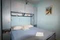 Haus 10 zimmer 400 m² Opcina Rogoznica, Kroatien