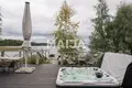 Casa 8 habitaciones 381 m² Laukaa, Finlandia