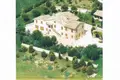 Villa 24 rooms 600 m² Morichella, Italy