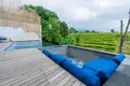 Villa 4 chambres 275 m², Tous les pays