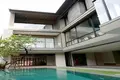 Casa 4 habitaciones 590 m² Bangkok, Tailandia