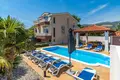 5 bedroom villa 333 m² Grad Kastela, Croatia