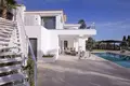 4-Schlafzimmer-Villa 404 m² Marbella, Spanien