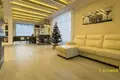 Cottage 200 m² Tarasava, Belarus